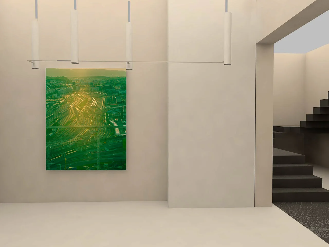 Œuvre photographique aux traînées lumineuses vertes et dorées dans un intérieur