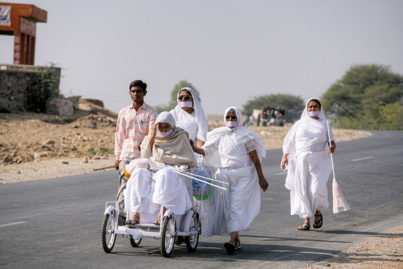 Photographie d’art d’André Wagner: Jains on pilgrimage in Rajasthan.