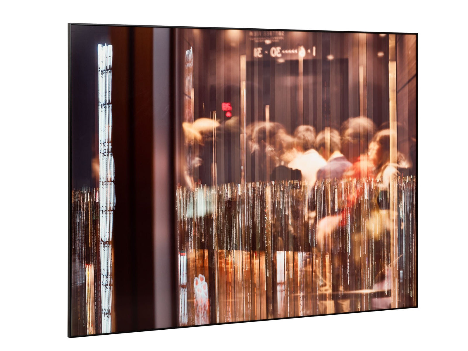 Photographie d’art d’André Wagner: Lift and skyline, Japan.