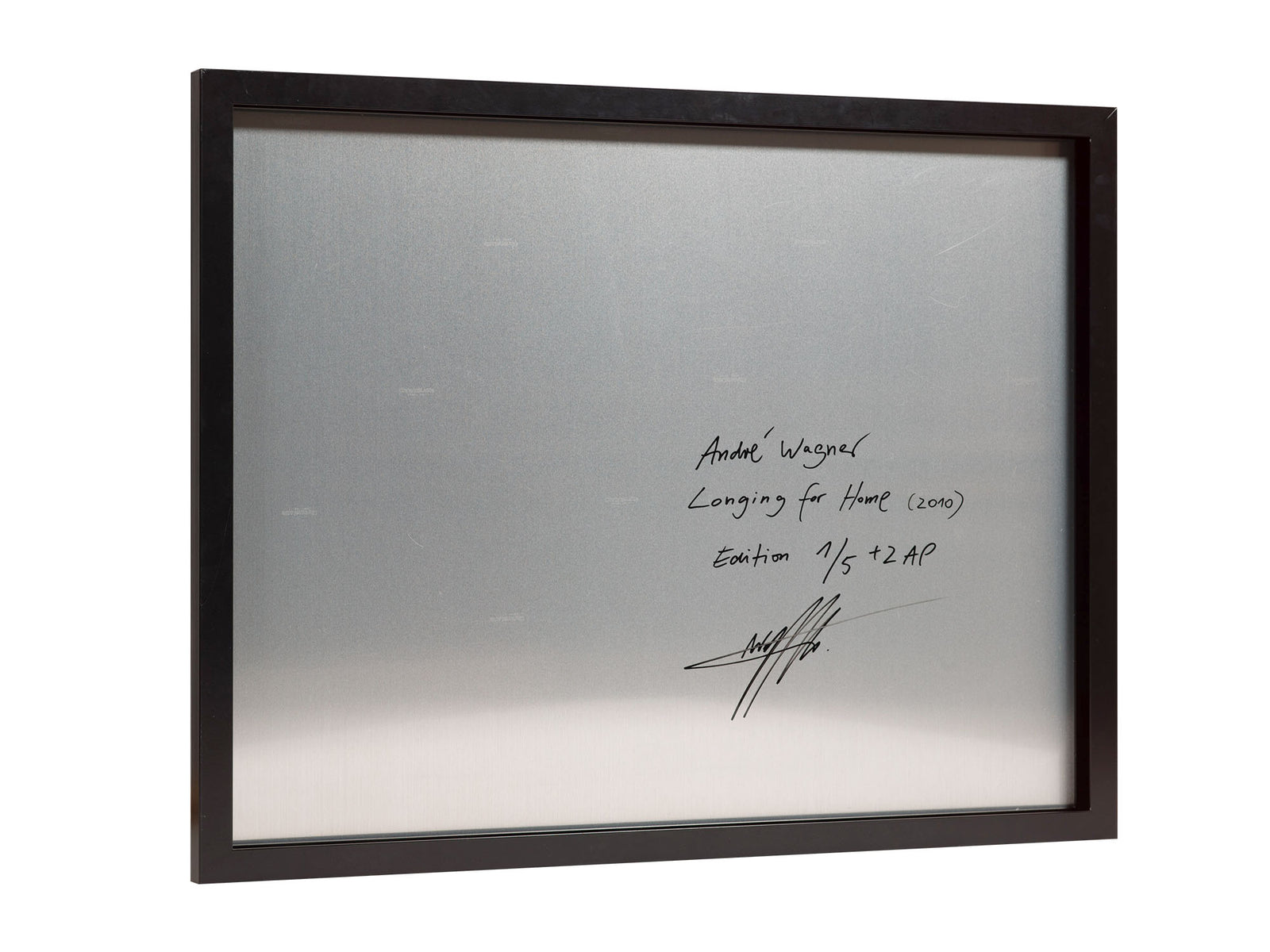 Reverse view of the photographic artwork “Longing for home, Usa” by André Wagner.