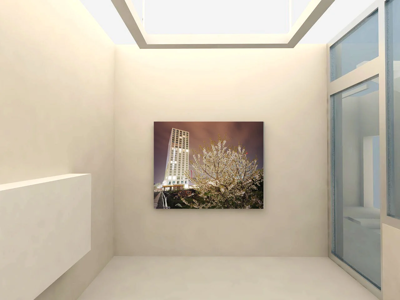 Visualisation d’intérieur avec une œuvre photographique de forêt éclairée