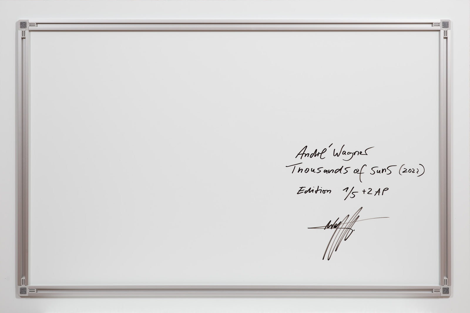 Reverse view of the photographic artwork “Thousands of suns, Deutschland” by André Wagner.