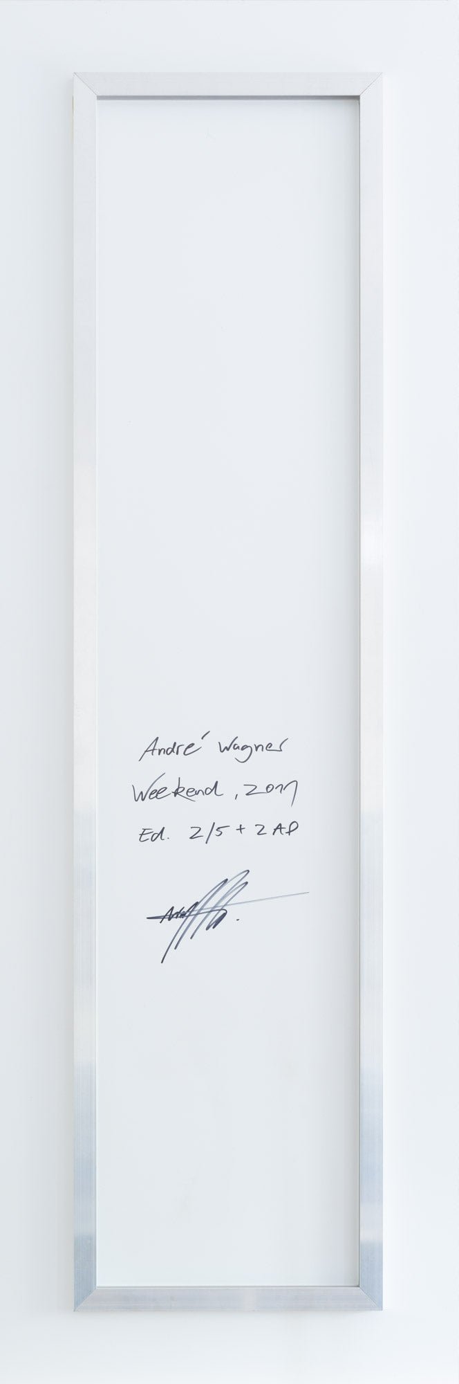 R&uuml;ckseitenansicht des Fotokunstwerks &bdquo;Weekend, Deutschland&ldquo; von Andr&eacute; Wagner.