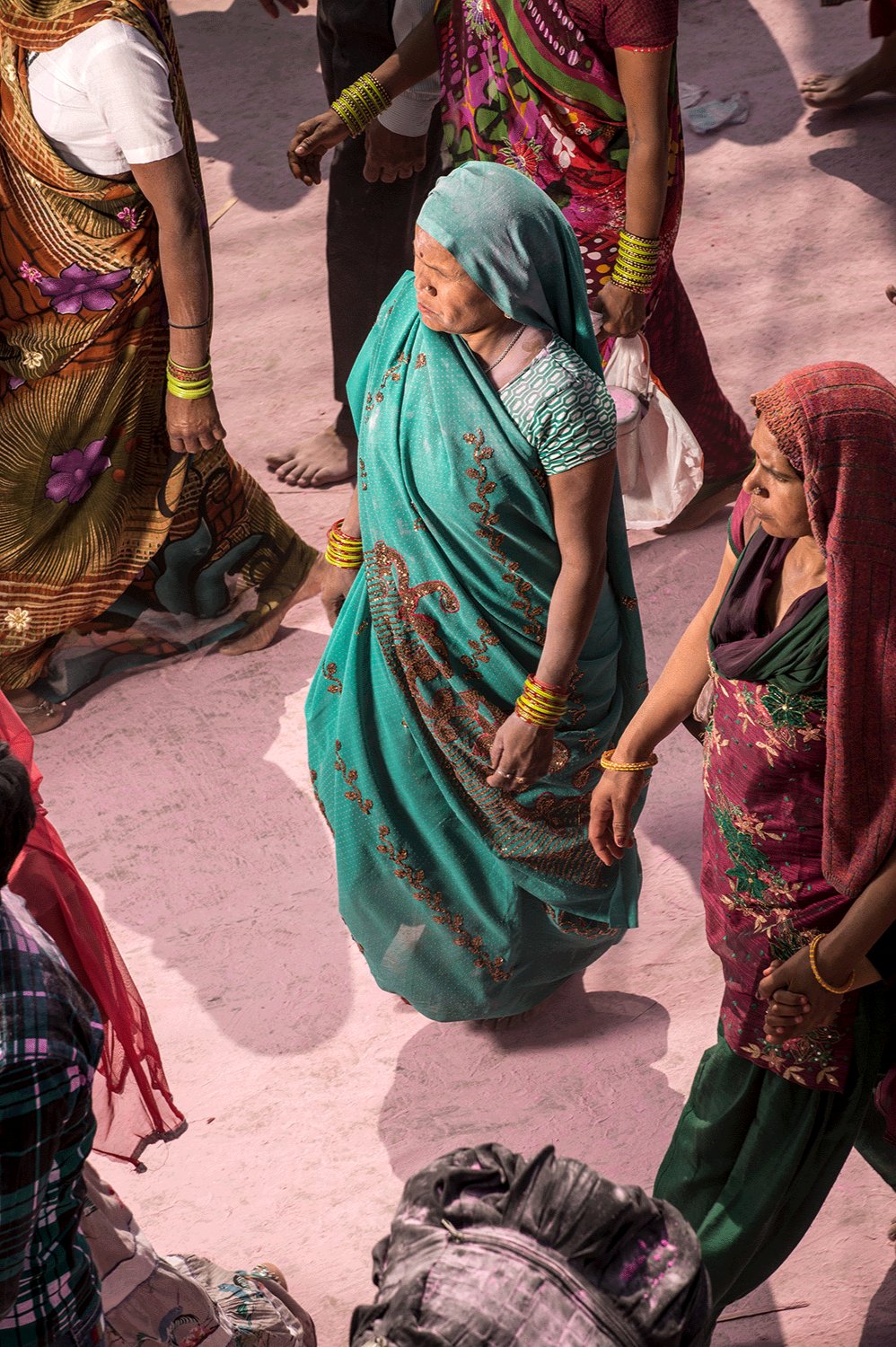 Pilgrim on purple dust 1, Indien