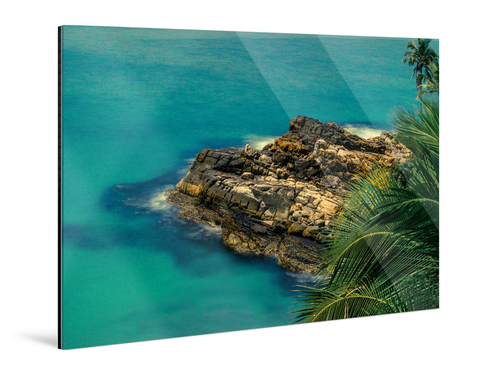 OCEAN ROCK IN KERALA, INDIEN