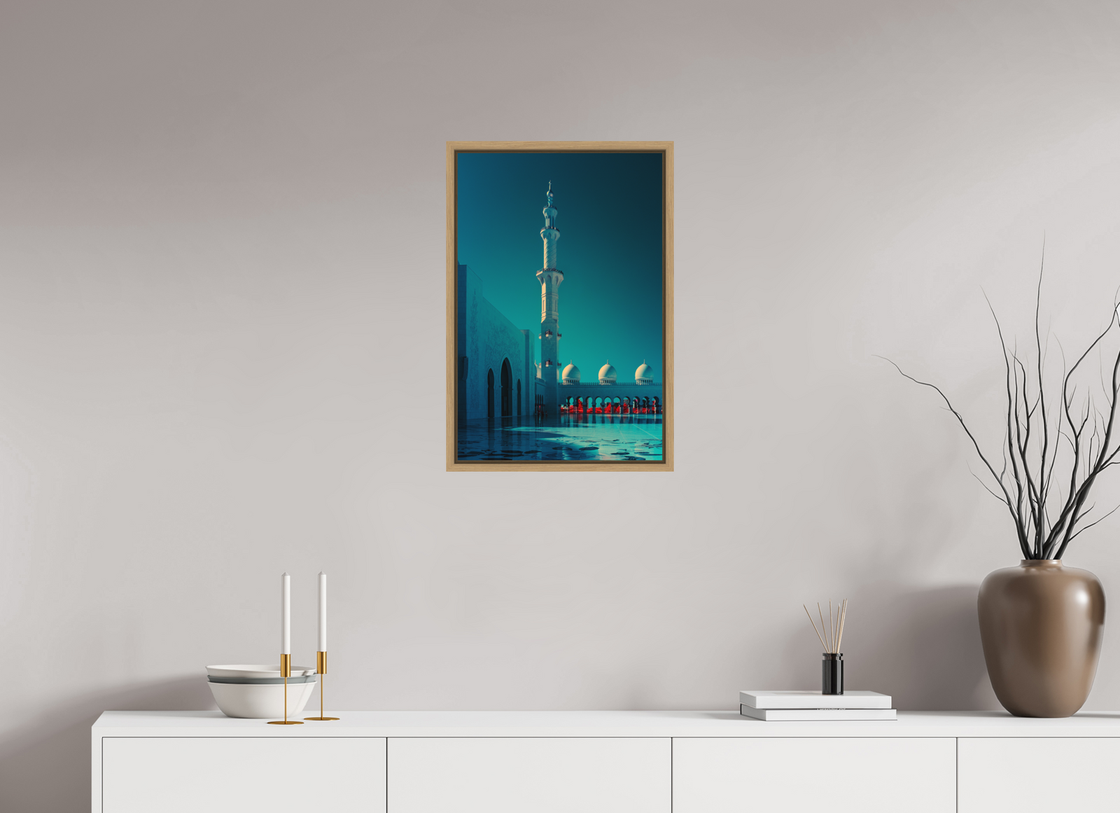 Vertical Silence · 40 × 60 cm · Fotoabzug auf Alu-Dibond · matt · Schattenfugenrahmen 15 mm · Eiche natur