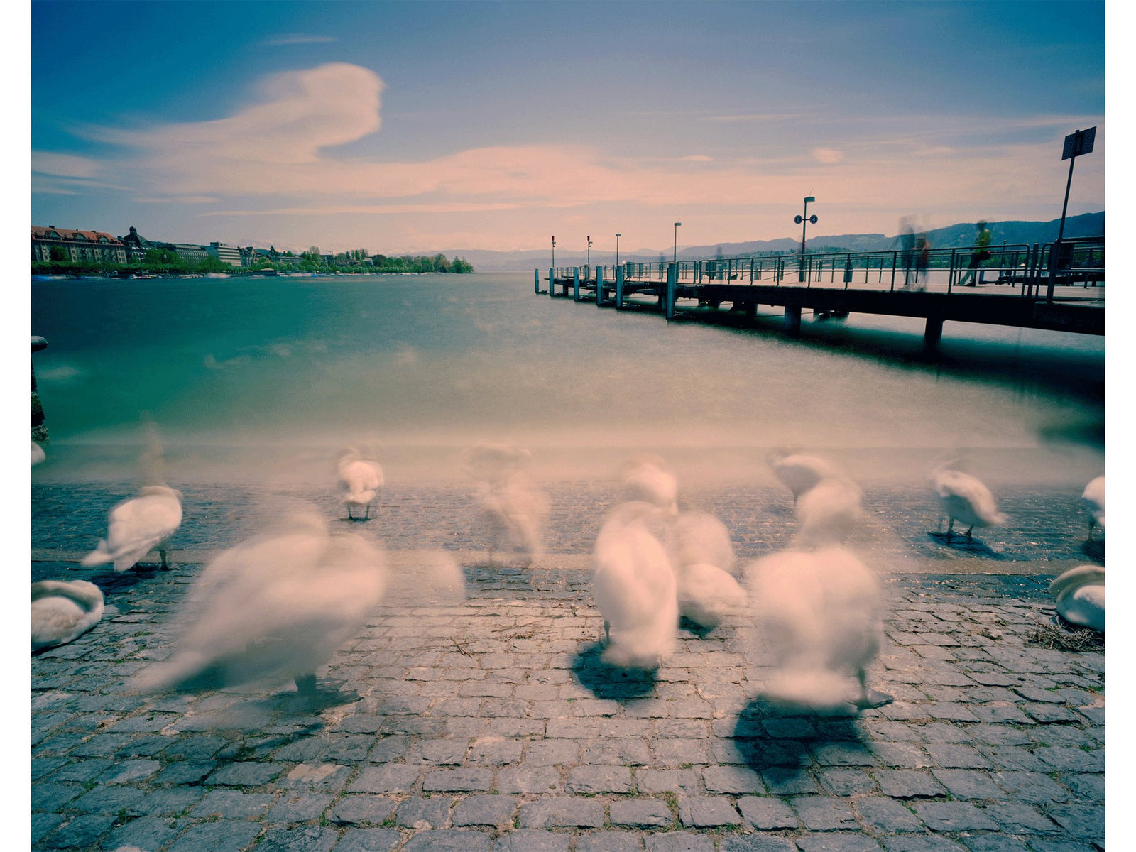 Touched by air, Schweiz