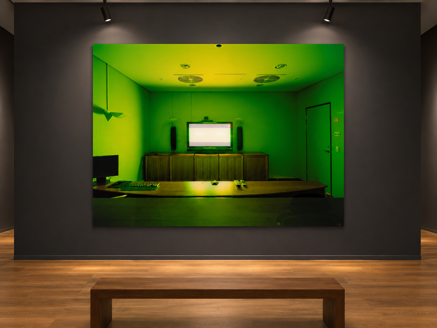 KI-generierte Raumvisualisierung – Green Chat, Dänemark. Darstellung dient der Orientierung zu Größe und Wirkung; keine fotografierte Installation.